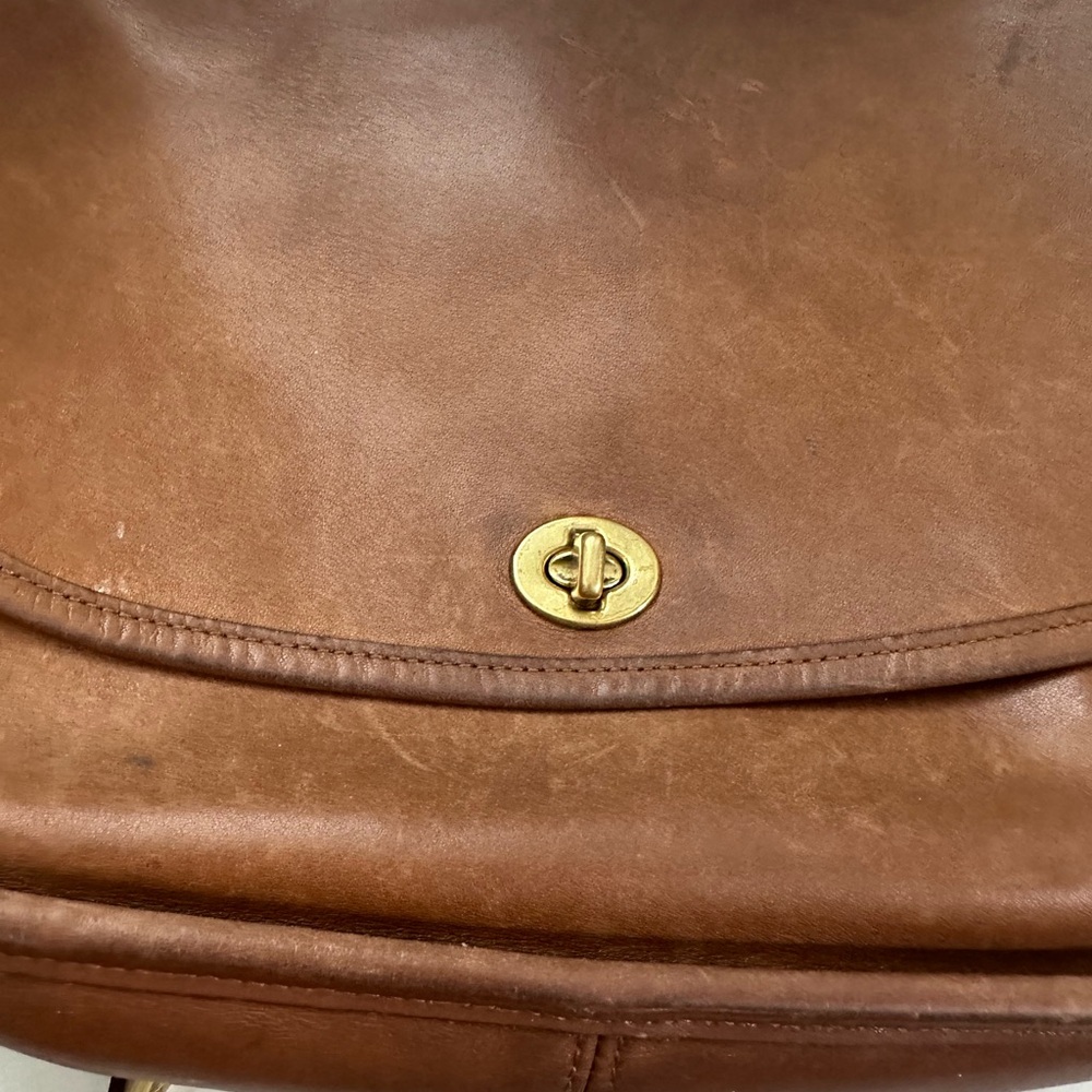 Vintage Coach 9790 Compartment Crossbody - Picture 2 of 9